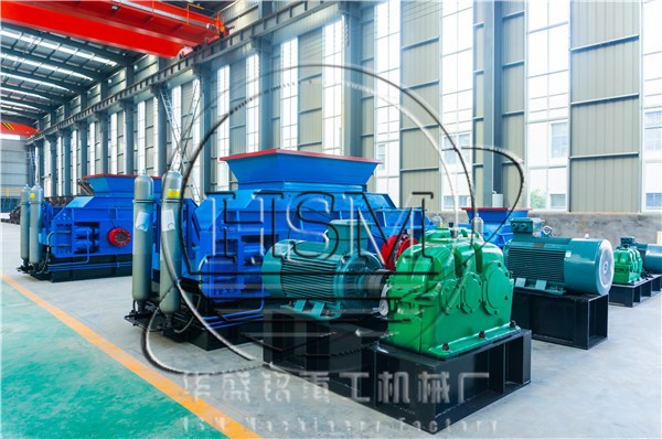 時產100噸重晶石制砂機多少錢一臺