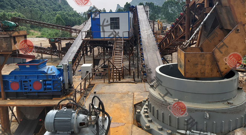 石英石制砂機(jī)案例現(xiàn)場